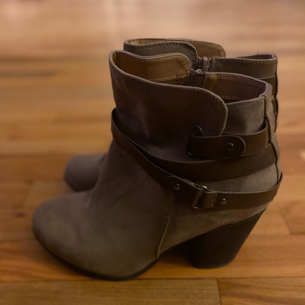 Torrid booties - Picture 2 of 2